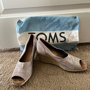 Toms, wedges in  muted rainbow pink purple green colorations - size 9.5